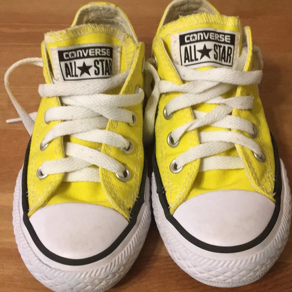toddler yellow converse shoes